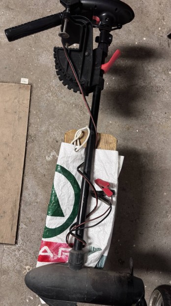 Cs�nakmotor Intex 40lbs