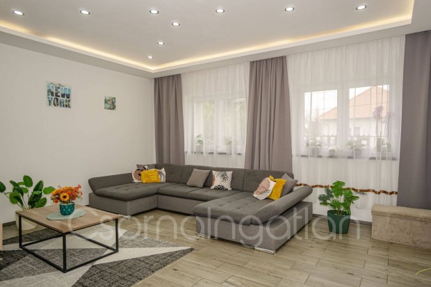 Csorna - �jszer� csal�di h�z Elad�