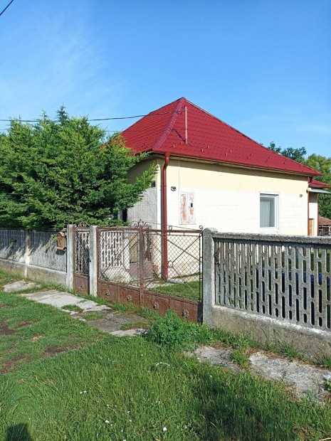 Csóron 134 m-es családi ház eladó