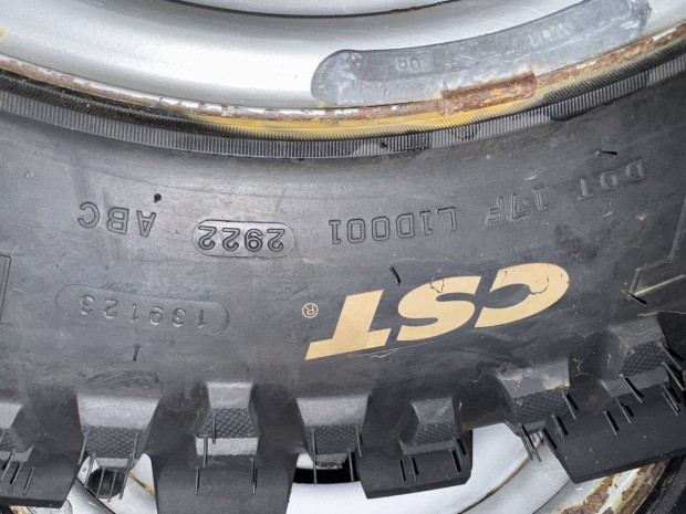 Cst land dragon 33 10,5 r16 , bf goodrich mud terrain 215/75 r15 