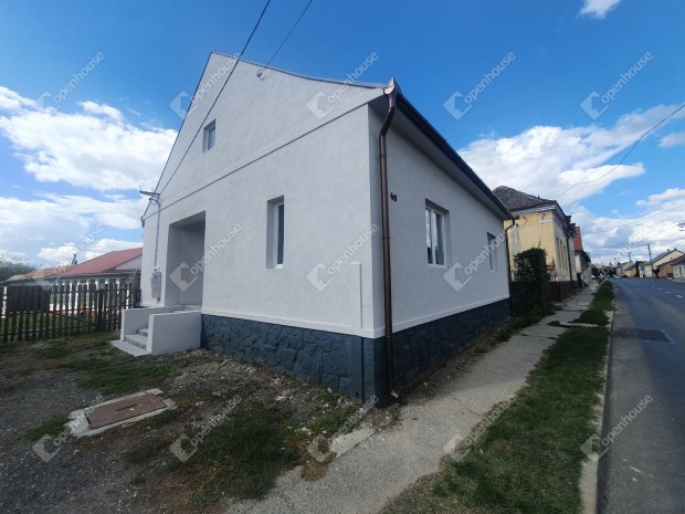 Csurg�i 435 nm-es h�z elad�