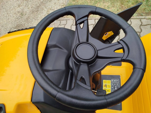 Cub Cadet Lt1 fnyr traktor