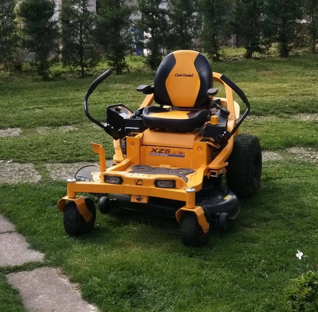 Cub Cadet Xz5 l107 Ultima + Trailer Alfa 450kg + alu r�mpa