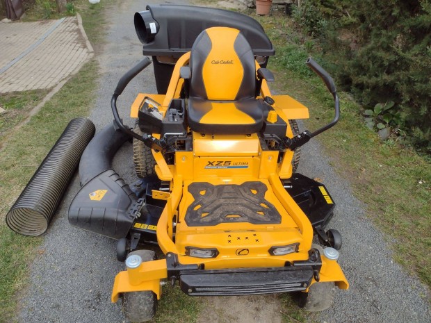 Cub Cadet zero turn fnyr traktor