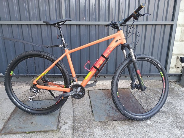 Cube 18" mountain bike hibtlan