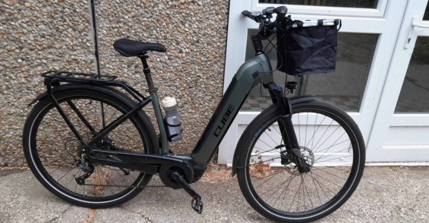 Cube 28. 625kw akku elektromos kerékpár Bosch gen 4
