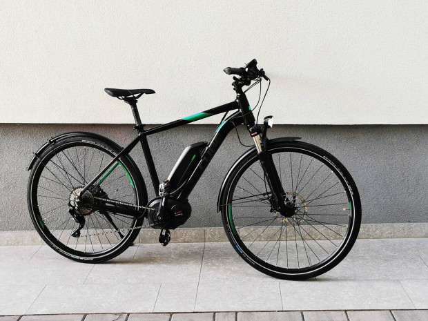 Cube 28" férfi trekking ebike elektromos kerékpár e-bike Bosch