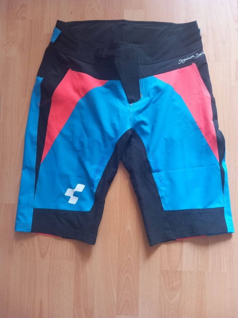 Cube AM Baggy rövidnadrág XL