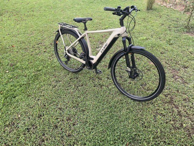 Cube Kathmandu Pro Bosch 4 Gen CX Ebike kerkpr nem ktm trek