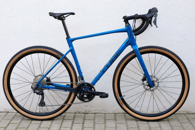 Cube Nuroad Race 28" alu Gravel kerkpr (L)