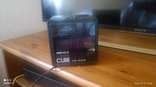 Cube Profi Tronic 100 kocka Grundig asztali ra rdi ritkasg. Posta 