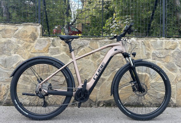 Cube Reaction Hybrid PFM Bosch Smart System ebike e-bike Új/4KM!!