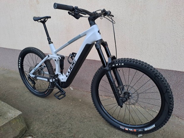 Cube Stereo Hybrid S 160 HPC karbonvázas fully ebike, 248 Km!