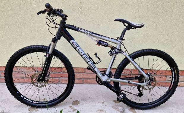 Cube Xms alu fully, Shimano xt,Rock-Shox Duke air,Hayes tárcsafék