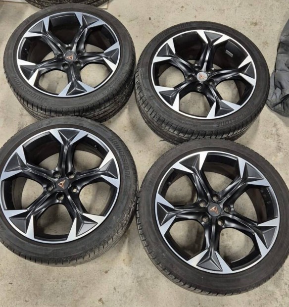 Cupra Formentor alufelni garnitra 19"