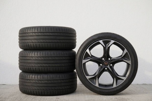Cupra Hankook 245/40 r19 