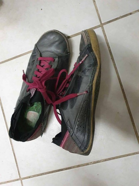 Cushe kb 38 m�ret� Cip� slipper