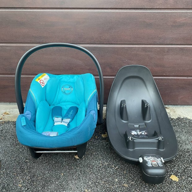 Cybex Aton M i-Size babahordozó és Base M isofix talp
