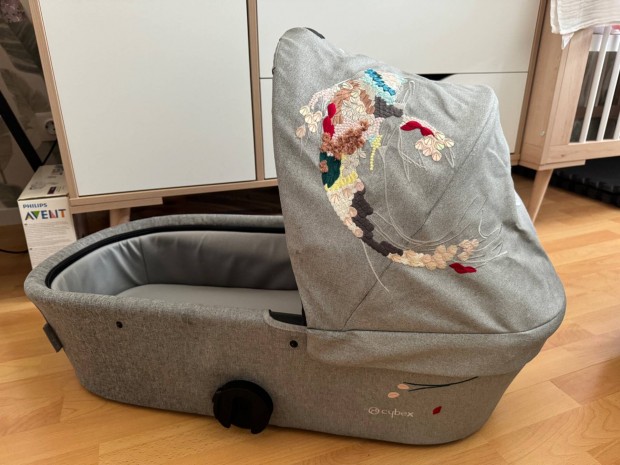 Cybex Carry Cot Mios Platinum Fashion Koi mzeskosr