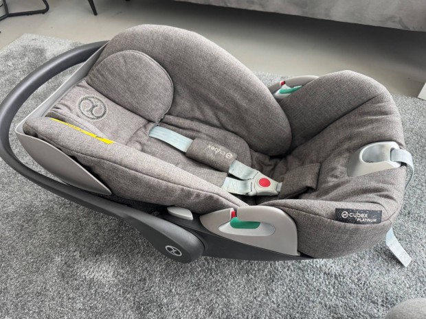 Cybex Cloud T i-Size babahordozó plussz Cybex platinum bundazsákkal