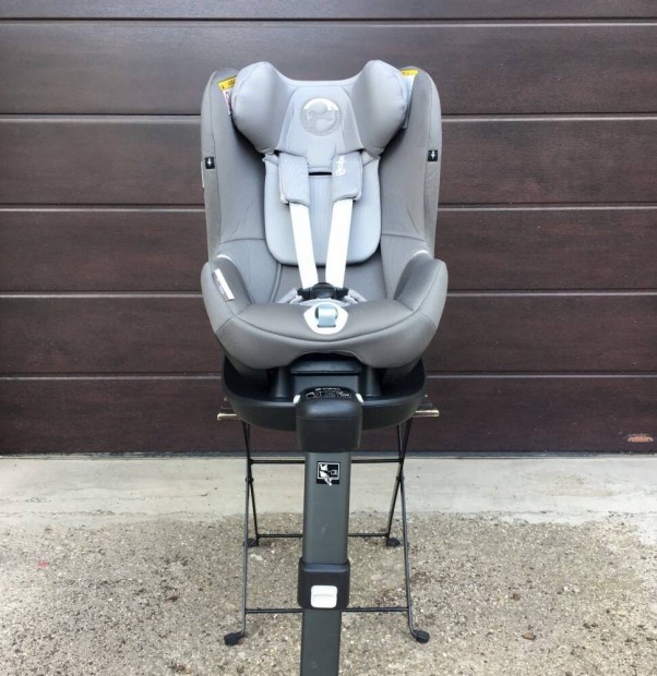 Cybex Sirona M2 i-Size gyerekls s Base M isofix talp 0-18kg