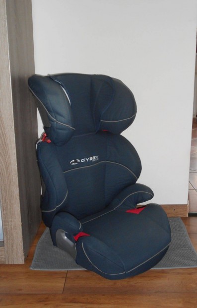 Cybex Solution gyerekülés 15-36 kg