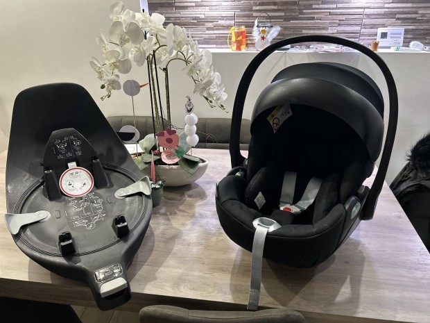 Cybex cloud T hordoz + base T isofix talp