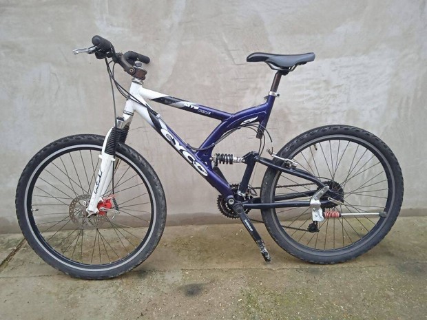 Cyco tárcsafékes, össztelós, alumíniumvázas, 26"-os kerékpár