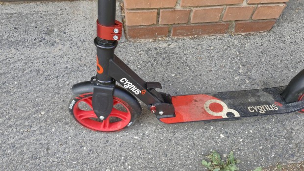 Cygnus gyermek roller