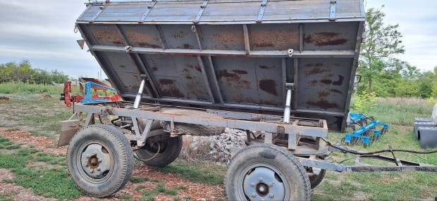 D43 ptkocsi elad