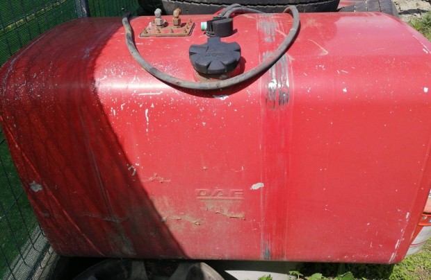 DAF alum�nium �zemanyagtart�ly, kB 500 literes