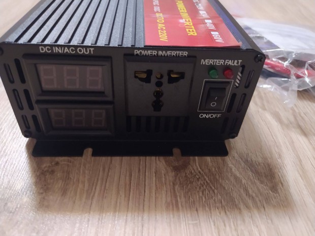 DC24V 3000/1500W tiszta sznuszos inverter, DC-AC inverter, napelem