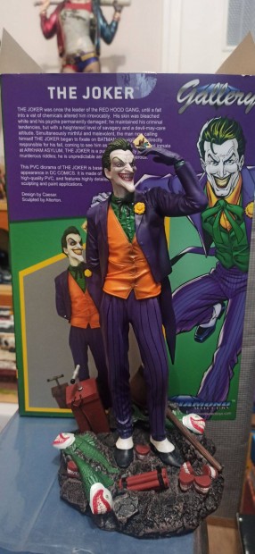 DC Gallery Eredeti!! Joker figura 25cm