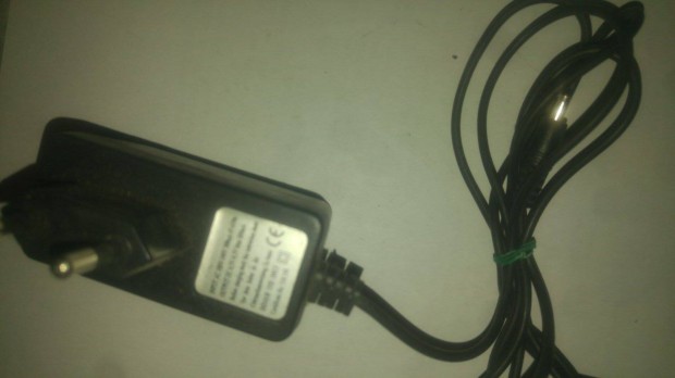 DC adapter 4,5-9,5V Max. 800mA mkd