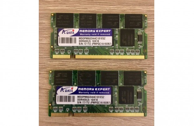 DDR1 laptop RAM, 1GB, 400MHz (2 db), teszteletlen