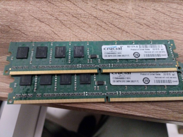 DDR2 RAM Crucial 2x2GB