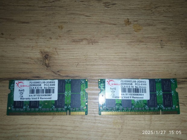 DDR2- 2x2GB Ram elad! Apple Macbook Probl, hibtlan s Hynix nandos!