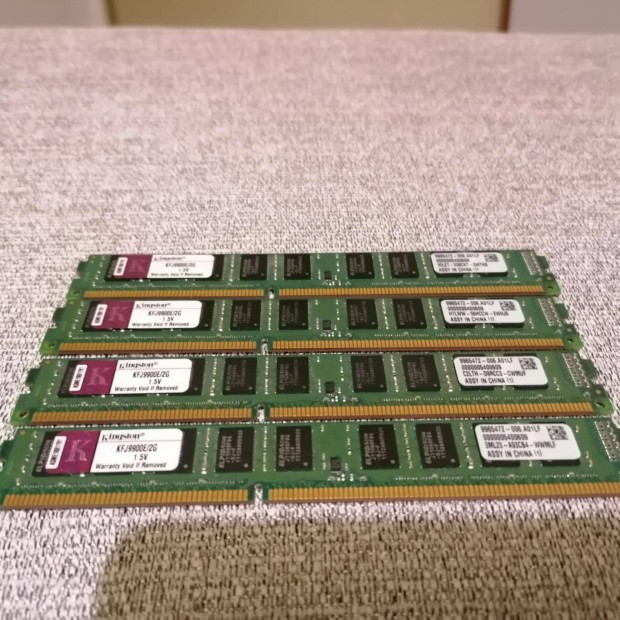 DDR3 1333MHz. 4x2gb RAM