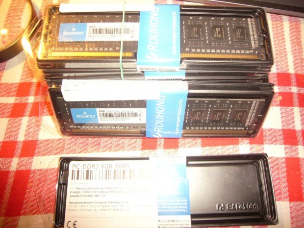 DDR 3 Asztali Memoria 1600 Mhz SK hynix chip 2600ft/8gb