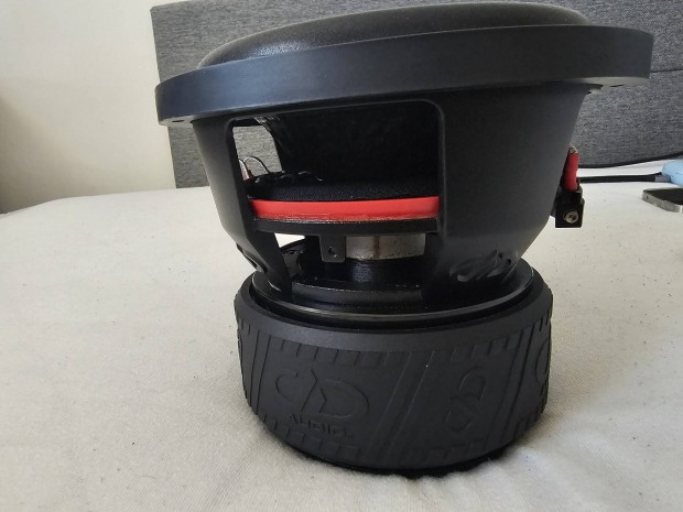 DD Audio 608F-D2 20 cm-es prémium mélysugárzó 1000/3000Watt