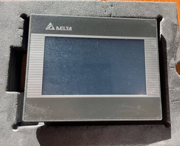 DELTA HMI kezelpult