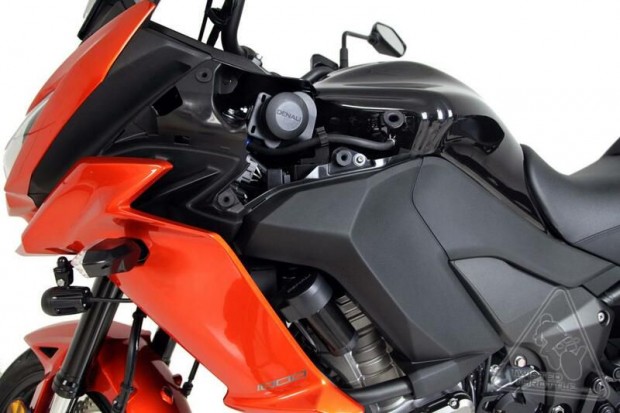 DENALI Soundbomb kürt tartó Kawasaki Versys 1000LT-hez