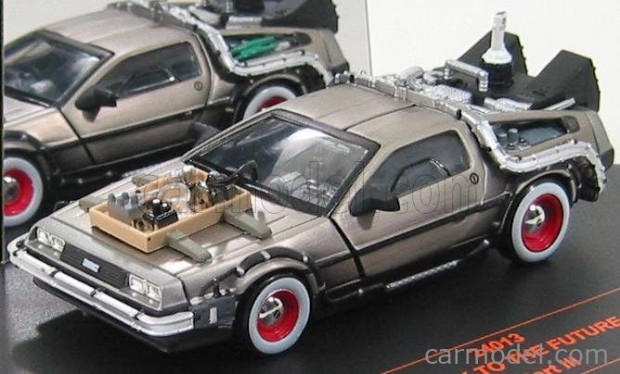 DE LOREAN TIME MACHINE - BACK TO THE FUTURE 3 - RITORNO AL FUTURO 3