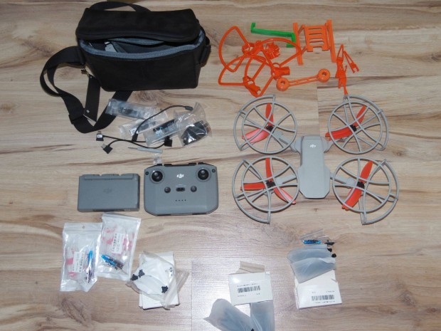 DJI Mini 2 SE Fly More Combo + sok kiegszt