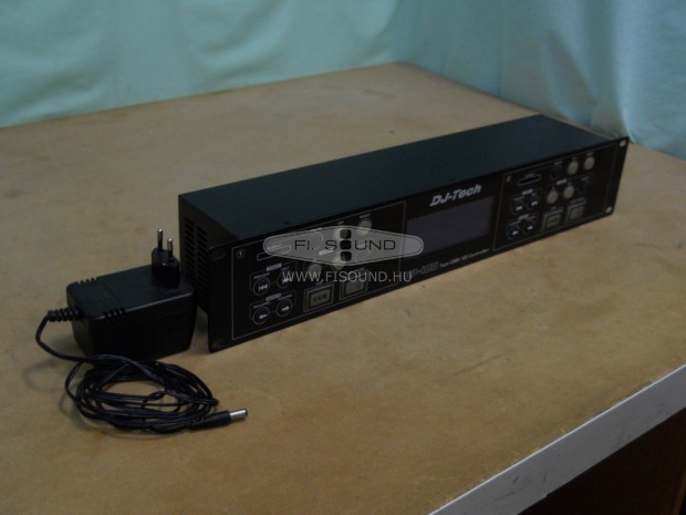 DJ-Tech UP-100 ,USB,SD controller