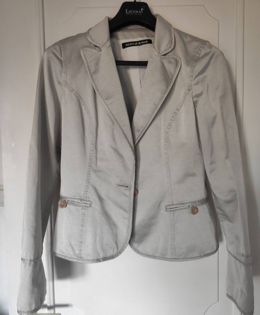 DKNY blazer 