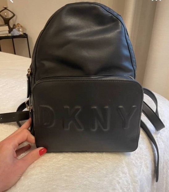 DKNY htizsk