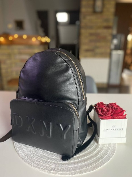 DKNY htizsk 