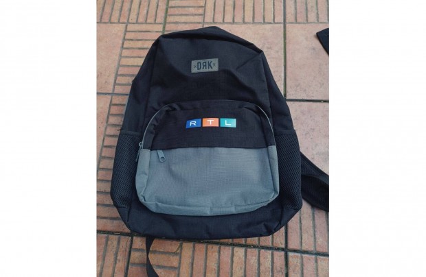 DRK t�ska RTL feliratos h�tizs�k