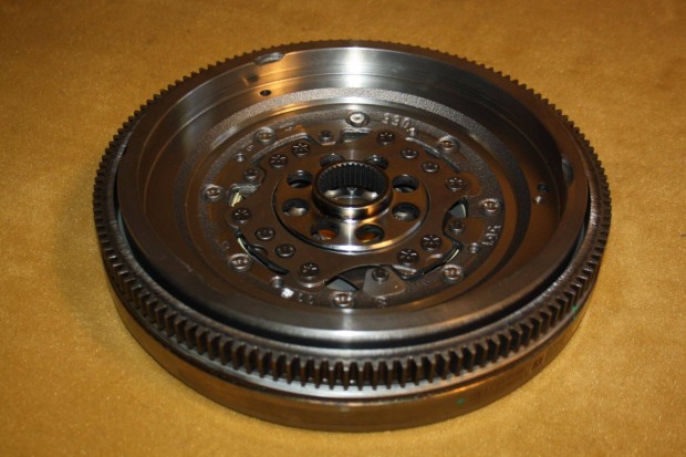 DSG lendkerék 07K105266C 07K105266E 07K105266G 07K105266H